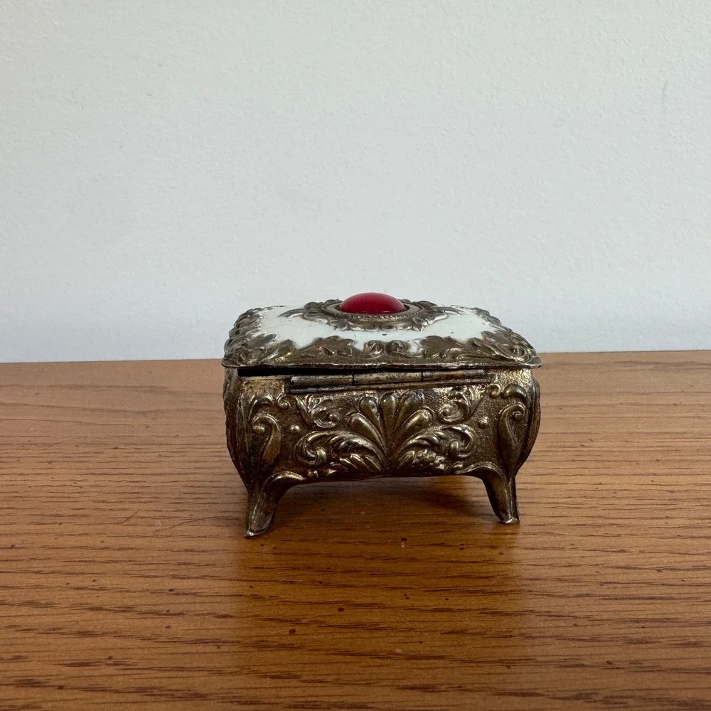 Vintage‎ Ornate Red Jewel White Enamel Accent Pewter Jewelry Trinket Box